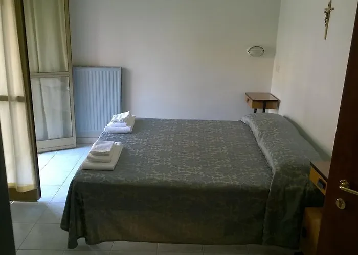 Casa Per Ferie Margherita Diomira 2*