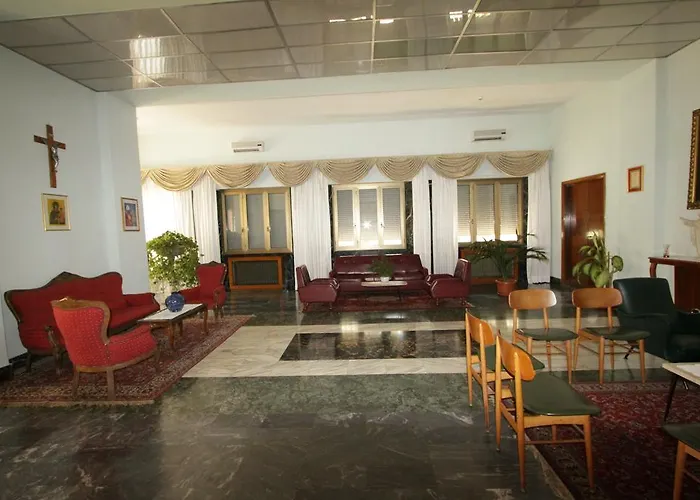 Casa Per Ferie Margherita Diomira Hotel